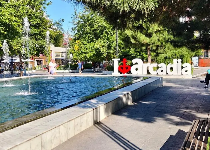 Апартаменты с двумя спальнями аркадийский дворец *